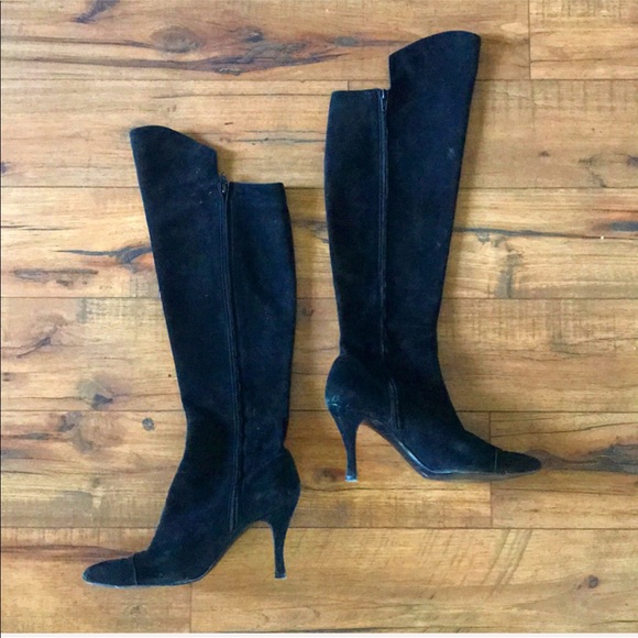 ✨Trade✨CHANEL black knee high suede boots - Picture 2 of 8